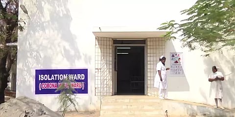 வேலூரில் 2 பேருக்கு கொரோனா அறிகுறி ? : தீவிர கண்காணிப்பில் சிகிச்சை