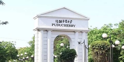 புதுச்சேரியில் நாளை முதல் தமிழகம் உள்ளிட்ட வெளிமாநில வாகனங்கள் நுழையத் தடை!