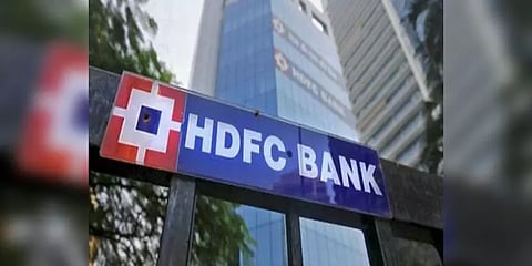 ‘இணையவழி பரிவர்த்தனைகளை மேற்கொள்ளுங்கள்’: ஹெச்.டி.எஃப்.சி, ஐசிஐசிஐ கோரிக்கை