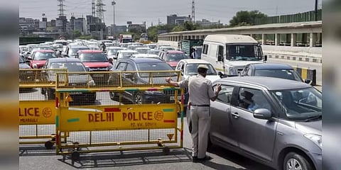 ஊரடங்கை மீறியதாக 900 பேர் வழக்கு ? - டெல்லி போலீஸ் அதிரடி