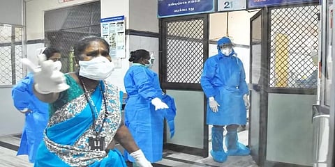 தமிழகத்தில் கொரோனாவால் பாதிக்கப்பட்டோரின் எண்ணிக்கை 15 ஆக அதிகரிப்பு