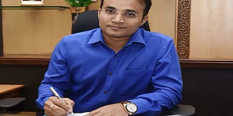 மதுரையில் கொரோனாவால் பாதிக்கப்பட்ட நபர் திருமண நிகழ்ச்சி ஒன்றில் பங்கேற்றார் - ஆட்சியர்