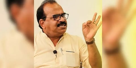 நாஞ்சில் சம்பத்தை ஆஜராகுமாறு புதுச்சேரி போலீசார் துன்புறுத்தக் கூடாது: உயர்நீதிமன்றம்