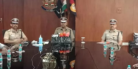 “தடையை மீறி வெளியே சுற்றினால் பைக் பறிமுதல்” - சென்னை கமிஷனர் எச்சரிக்கை