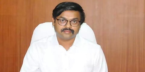 கடைகளில் கூட்டம் கூடாமல் இருக்க திருப்பூரில் புதிய ஏற்பாடு...!