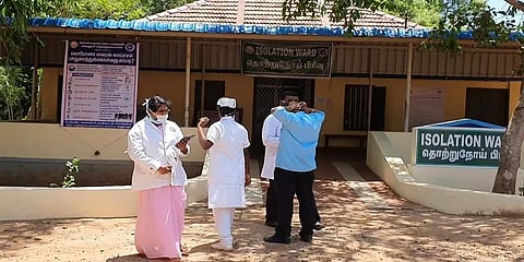 கொரோனா வார்டில் அனுமதிக்கப்பட்ட மீனவர் மரணம்