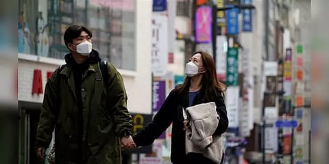 கொரோனா வைரஸின் பிடியிலிருந்து மீண்ட தென்கொரியா !