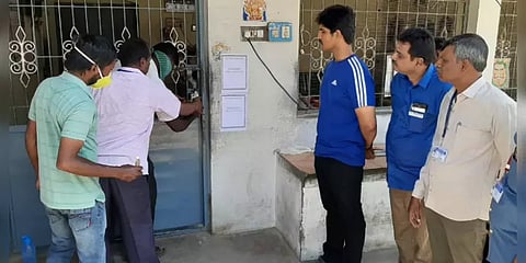 அதிக விலைக்கு அரிசி விற்பனை - ஆலைக்கு சீல் வைத்து சார் ஆட்சியர் அதிரடி