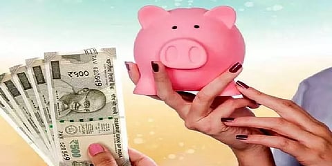 சிறுசேமிப்பு திட்டங்களுக்கான வட்டியை குறைத்த மத்திய அரசு!