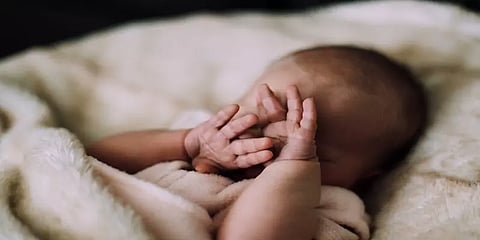 பிறக்கும் குழந்தைகளுக்கு பெயராகும் 'லாக்டவுன்', 'கொரோனா'!!