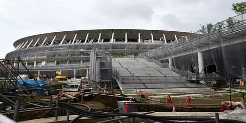 ஒலிம்பிக் மைதானத்தை பரிசோதனை மையமாக மாற்றிய தென் கொரியா !