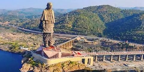 வல்லபாய் படேலின் சிலை விற்பனைக்கு... OLXல் பதிவிட்ட மர்மநபர் மீது வழக்குப்பதிவு!