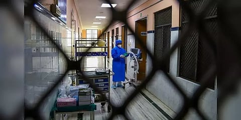 விழுப்புரத்தில் கொரோனா பாதித்தவர் மருத்துவமனையிலிருந்து மாயம்..!