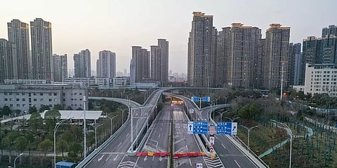 கொரோனாவால் பாதிக்கப்பட்ட பிற நாடுகளில் எத்தனை நாட்கள் ஊரடங்கு உத்தரவு?