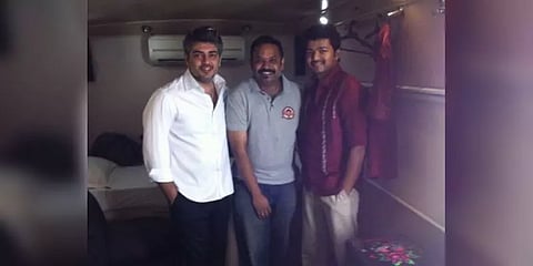 ‘உடன்பிறப்புகள் தின ஸ்பெஷல்’ - வெங்கட் பிரபு வெளியிட்ட புகைப்படம்