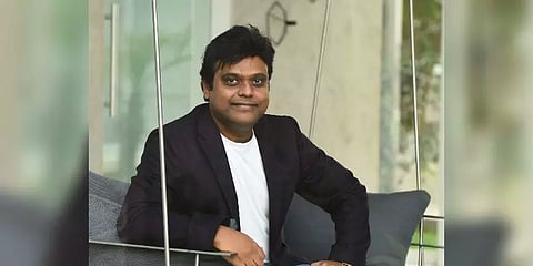 ‘பூமி தன்னை மேம்படுத்திக் கொள்ள வீட்டில் இருங்கள்’ - ஹாரிஸ் ஜெயராஜ் அட்வைஸ்