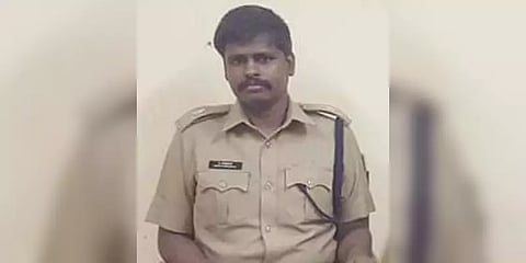 பெண் காவலர்களிடம் ஆபாசமாக நடந்துகொண்ட எஸ்.பி : ஊரடங்கில் அவலம்..!