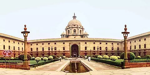 ஊடகவியலாளர்கள் கொரோனாவால் பாதிக்கப்படுவது வருத்தமளிக்கிறது: மத்திய சுகாதாரத்துறை அமைச்சகம்