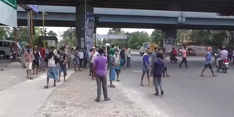 “3 நாட்களாக சாப்பிடவில்லை” - பசி தாங்கமுடியாமல் சென்னையில் போராடிய வடமாநிலத்தினர்..!