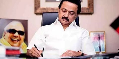 இன்று மட்டும் கடைகள் திறந்திருக்கும் நேரத்தை நீட்டிக்க வேண்டும் - மு.க.ஸ்டாலின்