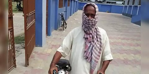 ‘பீகார் டூ மேற்கு வங்கம்’: வீட்டிற்கு 320 கிமீ சைக்கிளில் சென்ற 75 வயது முதியவர்..!