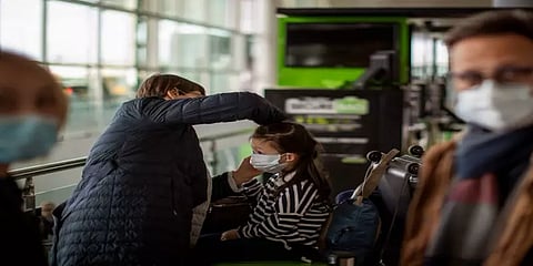 ஸ்பெயினில் குழந்தைகளை வெளியே அழைத்து வர அனுமதி