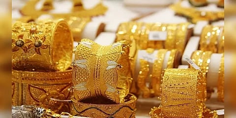 அட்சய திருதியை : ஆன்லைனில் விற்பனையை தொடங்கிய நகைக்கடைகள்