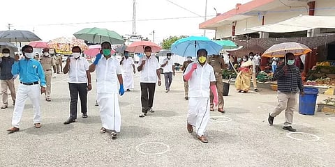 அத்தியாவசியத் தேவைக்கு வெளியே வருபவர்கள் குடையோடு வாங்க - திருப்பூர் மாவட்ட ஆட்சியர்