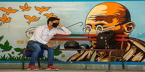 வெளி மாநிலங்களில் தவிப்பர்களை மாநில அரசுகள் அழைத்துக்கொள்ளலாம் - உள்துறை அமைச்சகம்