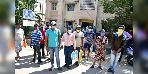 வெளிமாநிலங்களில் இருந்து தமிழகம் திரும்புவோருக்கு கொரோனா பரிசோதனை