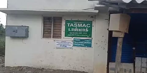 மது பாட்டில்கள் இல்லாத டாஸ்மாக் - கடையின் பூட்டை உடைத்து ஏமாந்த மர்ம நபர்கள்