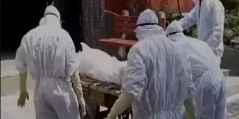 கொரோனாவால் இறந்த வடசென்னை முதியவர்.. : ஆட்சியர் அலுவலக ஊழியருக்கும் கொரோனா..!