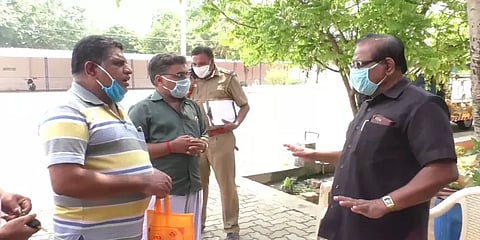 நினைவிழந்த நிலையில் காணாமல் போன முதியவர்: இறந்த பின் மகனிடம் ஒப்படைப்பு