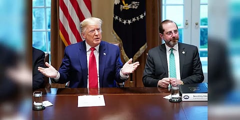 “கொரோனாவால் ஒரு லட்சம் அமெரிக்கர்கள் இறக்கலாம்” : ட்ரம்ப் கணிப்பு