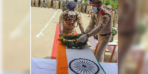 காஷ்மீர் துப்பாக்கிச்சூடு: தமிழகத்தைச் சேர்ந்த ராணுவ வீரர் மரணம்