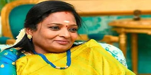 தூரத்தில் நானிருந்தாலும்... - கொரோனா விழிப்புணர்வு கவிதை எழுதிய தெலங்கானா ஆளுநர் தமிழிசை