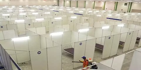 சென்னை வர்த்தக மையத்தில் 60-க்கும் மேற்பட்டோருக்கு கொரோனா சிகிச்சை