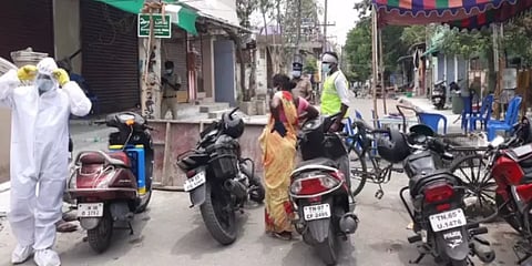 ஒரே குடும்பத்தில் 12 பேருக்கு கொரோனா..! கோயம்பேட்டில் காய்கறி வாங்கியவர் மூலம் பாதிப்பு