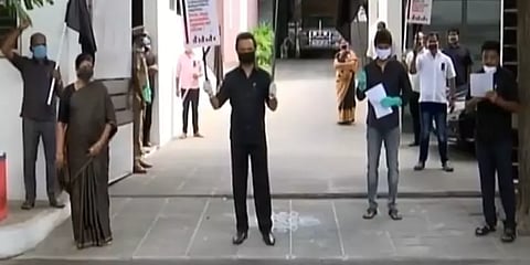 மதுக்கடைகள் திறக்க எதிப்பு : திமுக கூட்டணி போராட்டம்