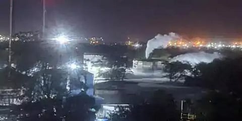 ஆந்திராவில் நச்சுவாயுக் கசிவு ஏற்பட்டது எப்படி? - புதிய தகவல்கள்