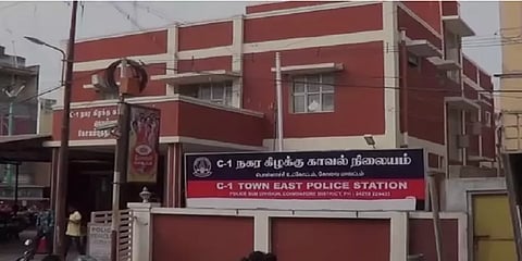 சிறுமியுடன் தனியாக பேசிய வாலிபர்: அடித்துக் கொலை செய்த உறவினர்கள்