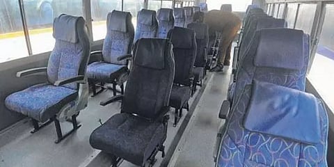 தனிமனித இடைவெளியுடன் பேருந்து இருக்கைகள்: தீவிரம் காட்டும் ஆந்திரா