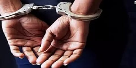 கோவை : உதவி ஆய்வாளரை தாக்கிய பெண் காவலரின் கணவர் கைது