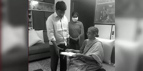 ரசாயனக் கசிவு குறித்து சமூக வலைத்தள பதிவு : ஆந்திராவில் மூதாட்டி மீது வழக்கு