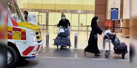 கொரோனாவை மறைத்த பயணிகள் : அபுதாபியிலிருந்து கேரளா திரும்பிய 3 பேர் மீது வழக்கு