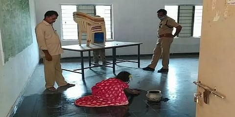 காவல் அதிகாரிக்கு முன் தரையைக் கழுவிய சிறுமி - ஆவேசமான ஆந்திர டிஜிபி