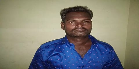 குடிபோதையில் சகோதரி வீட்டின் மீதே வெடிகுண்டு வீசிய சகோதரர் கைது