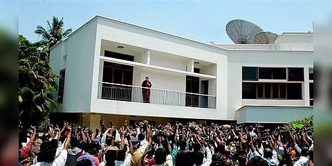 “வேதா நிலையம் புதுமனை புகுவிழாவில் என் அன்னை இல்லை” - ஜெயலலிதாவின் போயஸ்கார்டன் நினைவு