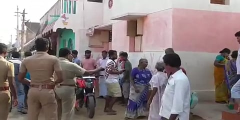 பானை உடைக்கும் போராட்டத்திற்கு அழைப்பு விடுத்த மக்கள் - தடுத்து நிறுத்திய போலீஸ்