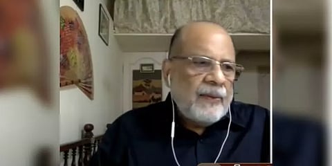 வெட்டுக்கிளிகள் படையெடுப்பு ஏன்..? மனிதர்களுக்கும் ஆபத்தா..? எச்சரிக்கும் ஆய்வாளர்..!